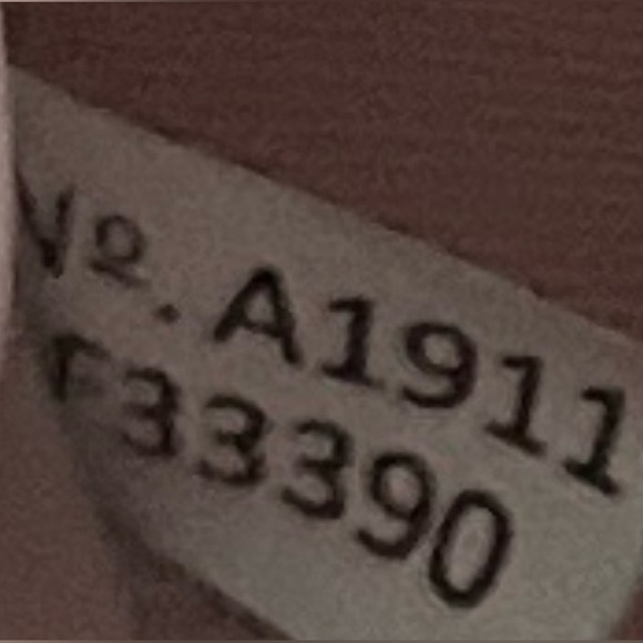 Coach Large Pink Pebbled Leather Turnlock Wristlet - Picture 8 of 8